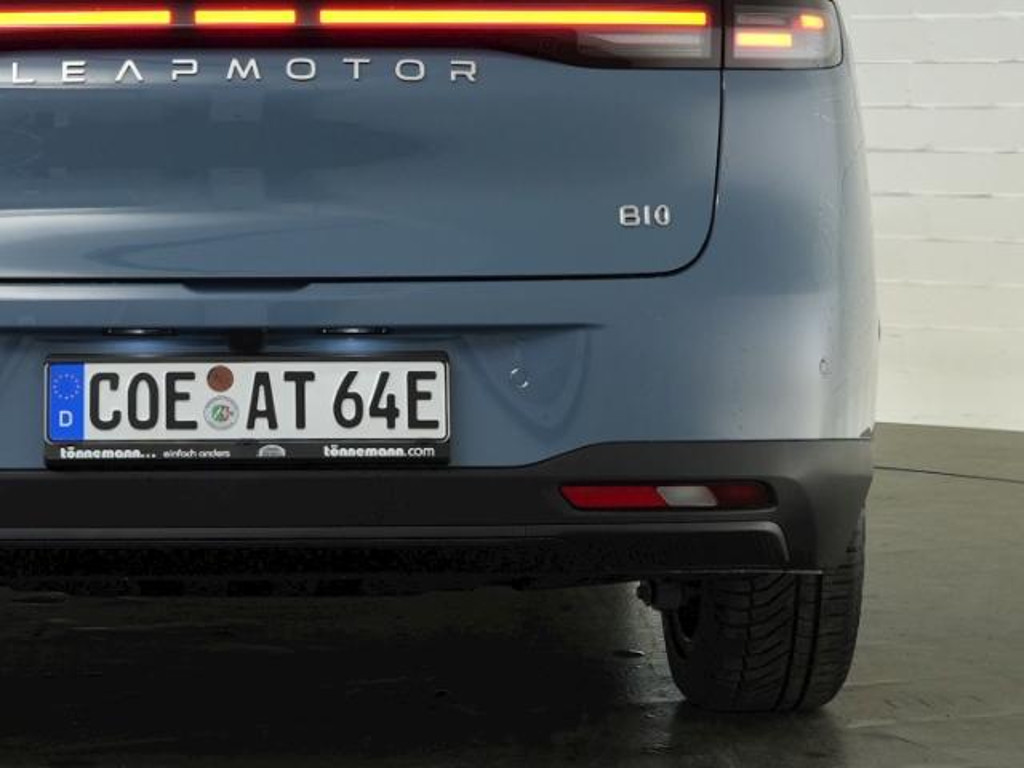 Leapmotor B10