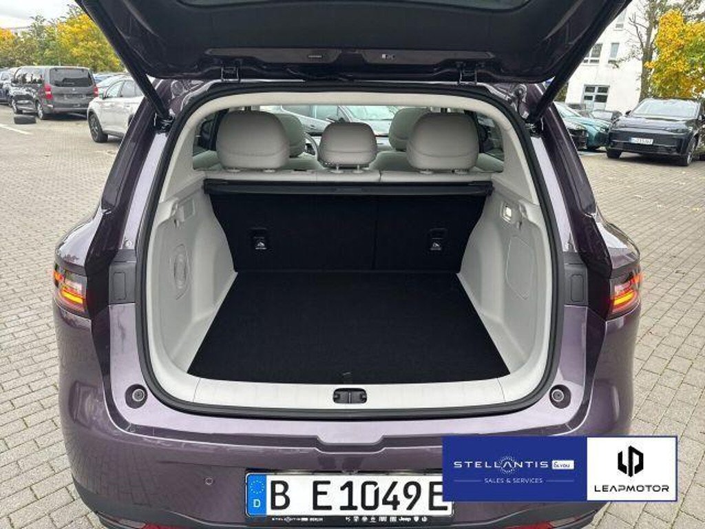 Leapmotor B10