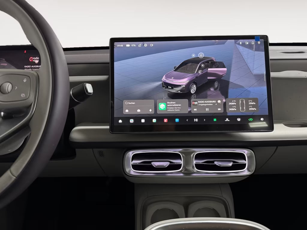 Leapmotor B10