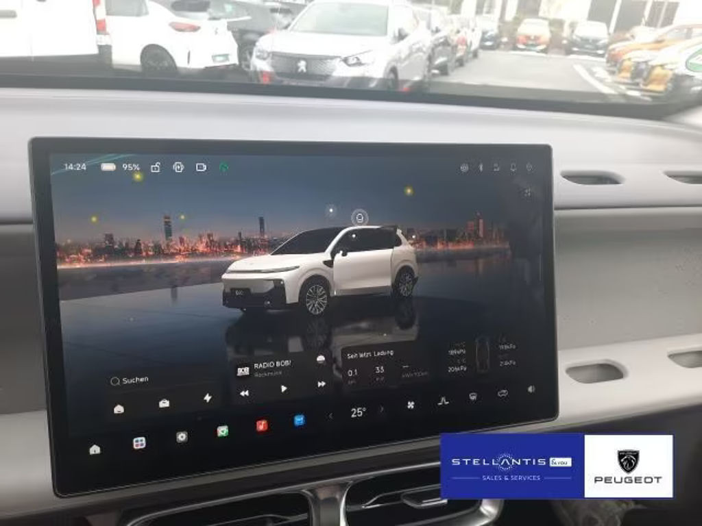 Leapmotor B10