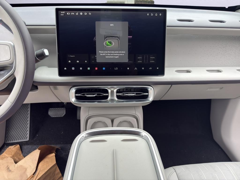Leapmotor B10