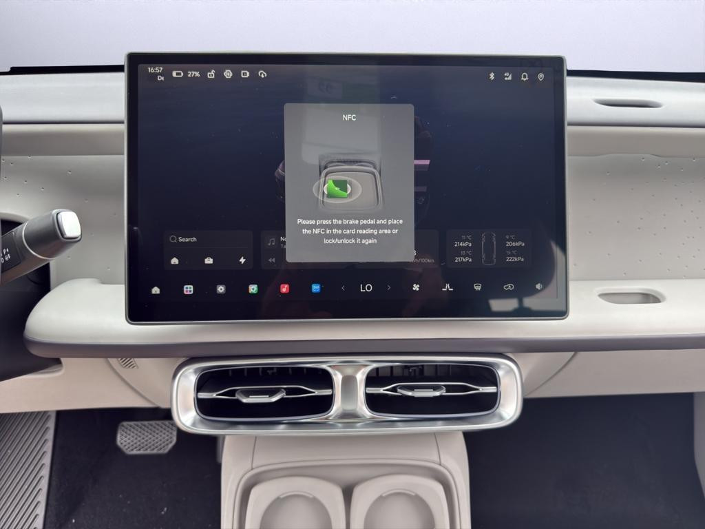 Leapmotor B10