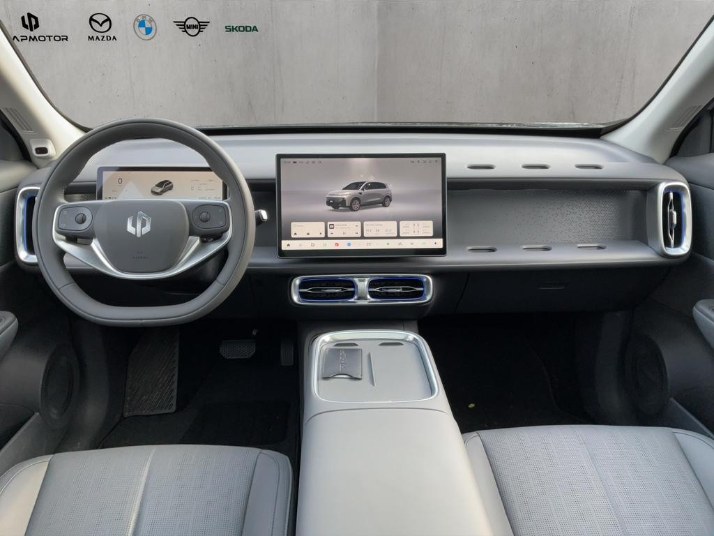 Leapmotor B10