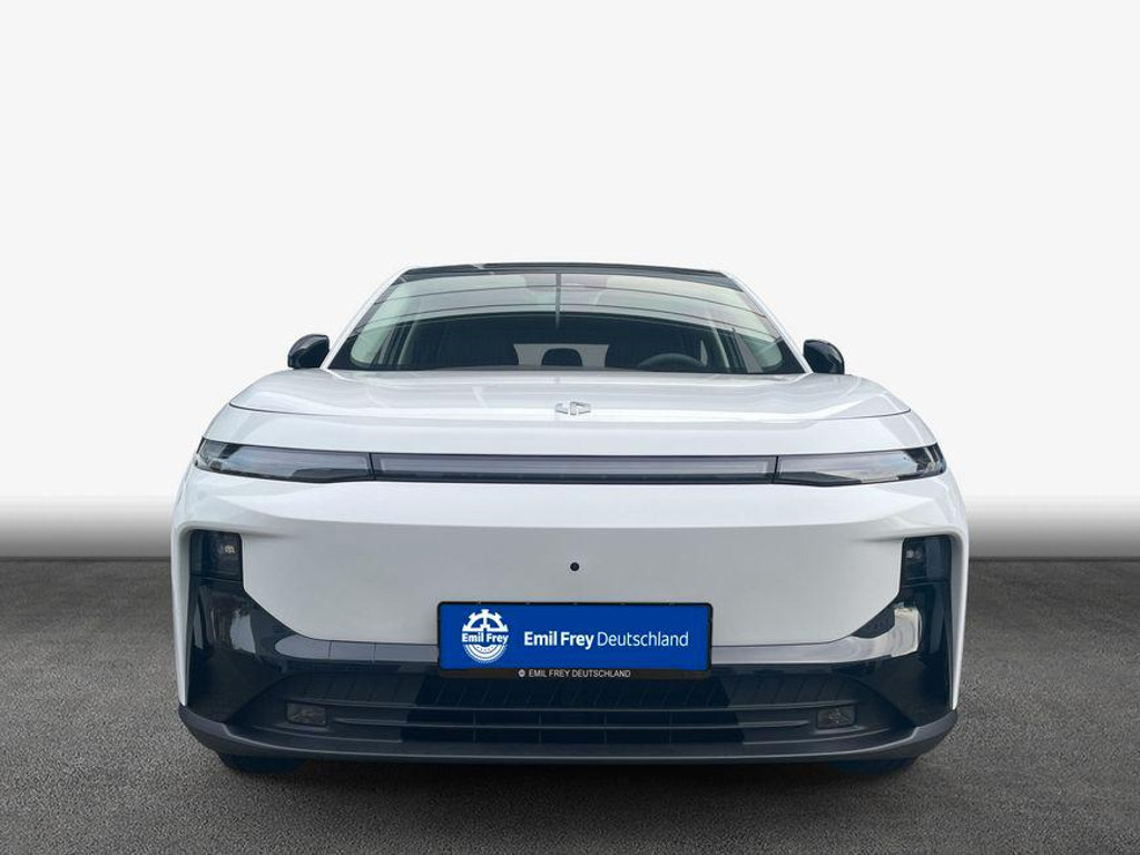 Leapmotor B10