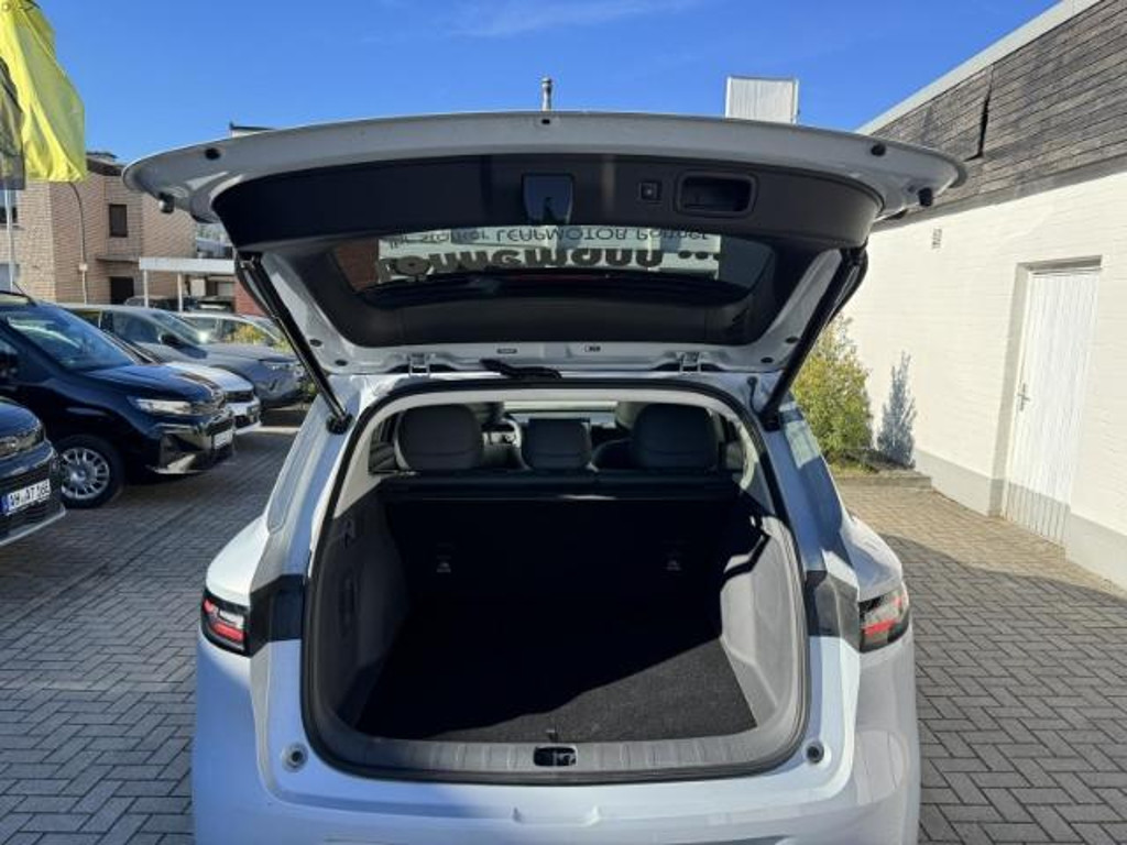 Leapmotor B10