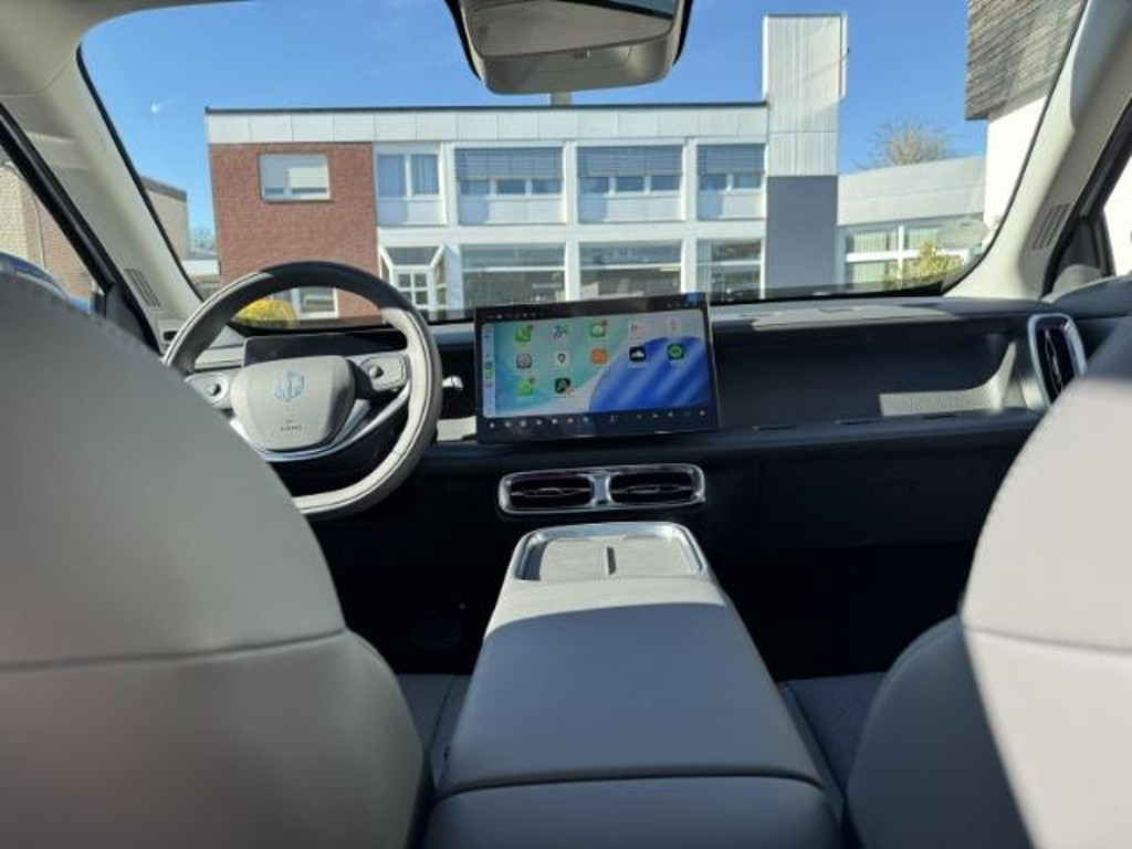 Leapmotor B10