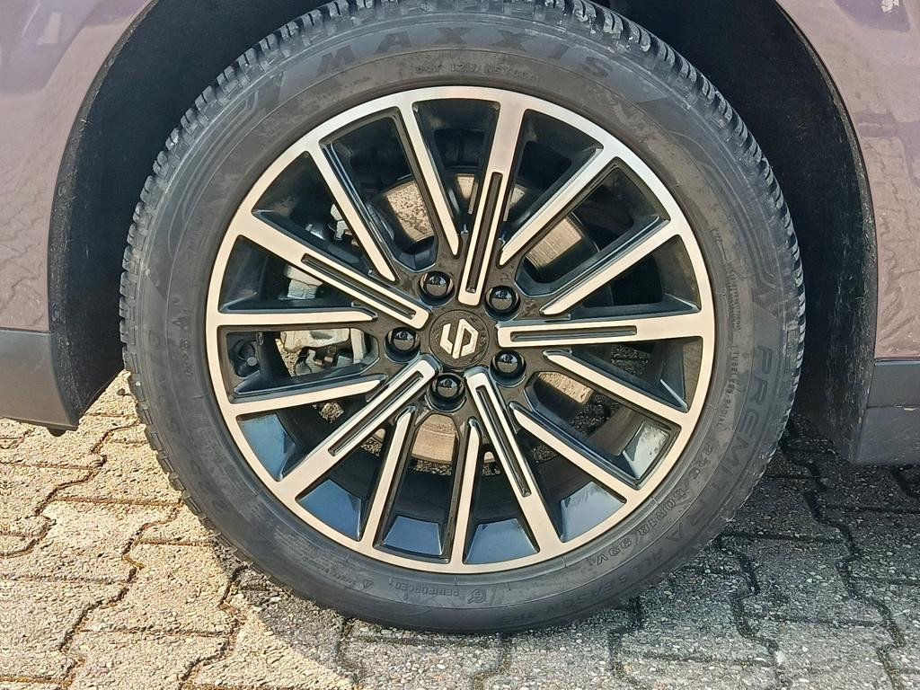 Leapmotor B10