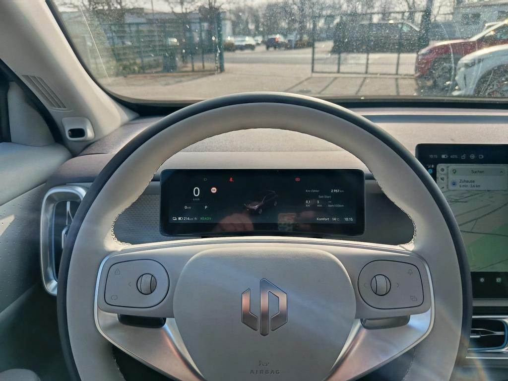 Leapmotor B10