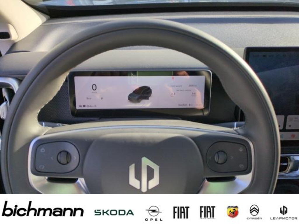Leapmotor B10