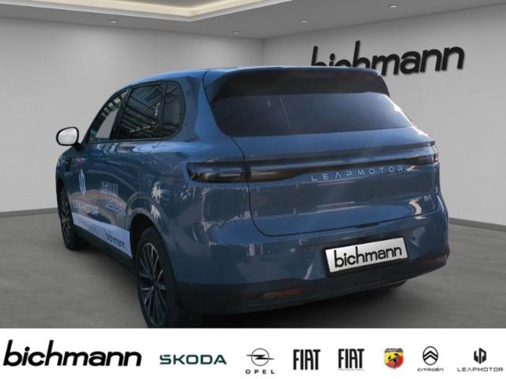Leapmotor B10