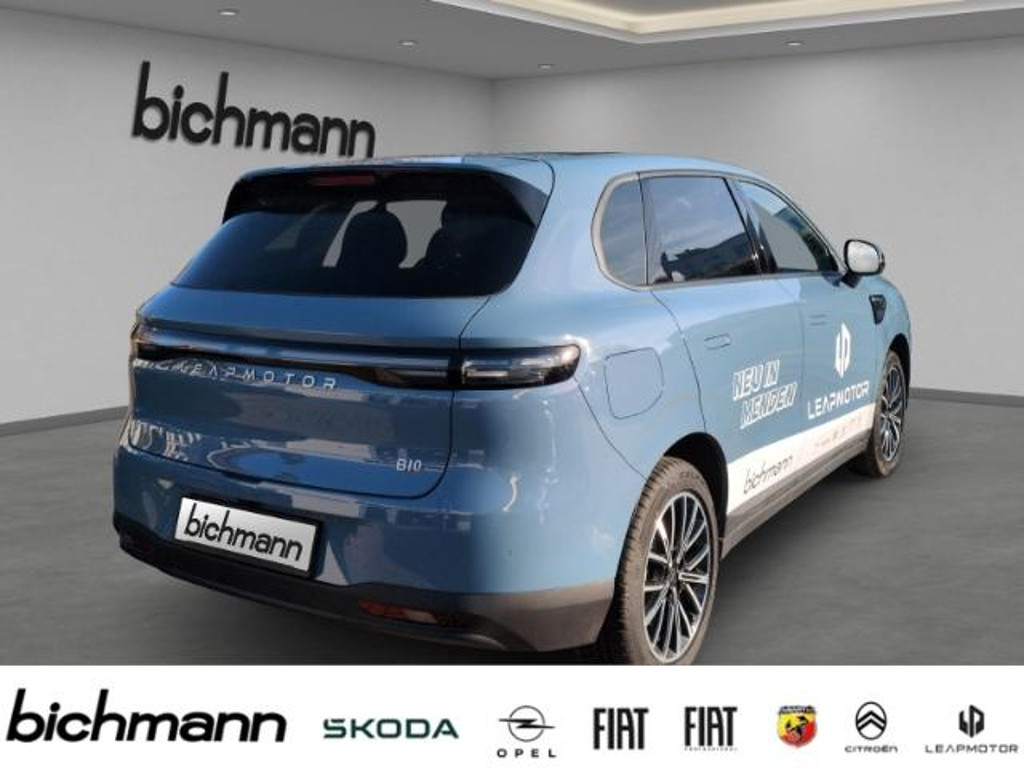 Leapmotor B10