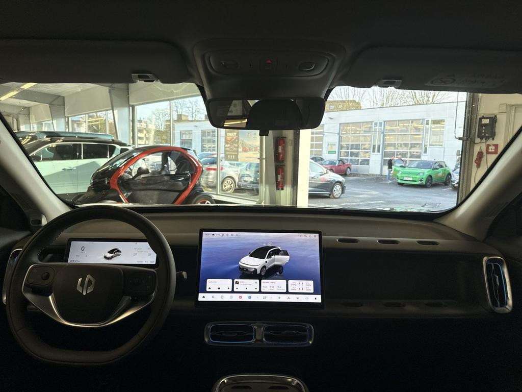 Leapmotor B10