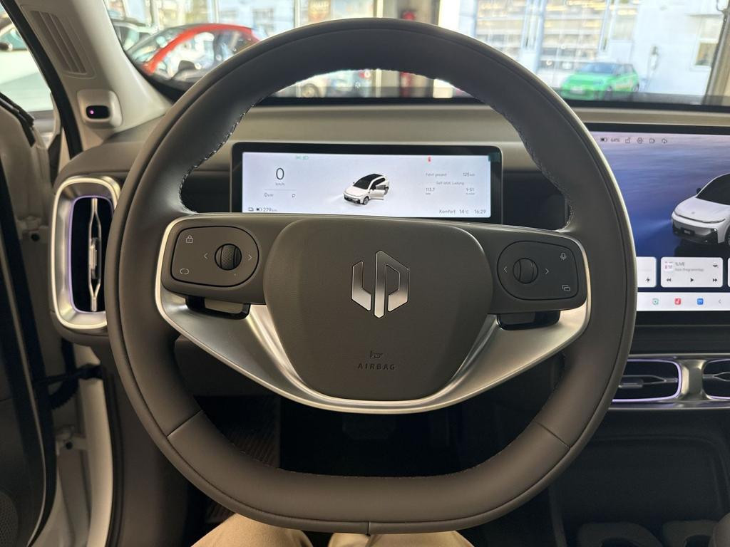 Leapmotor B10