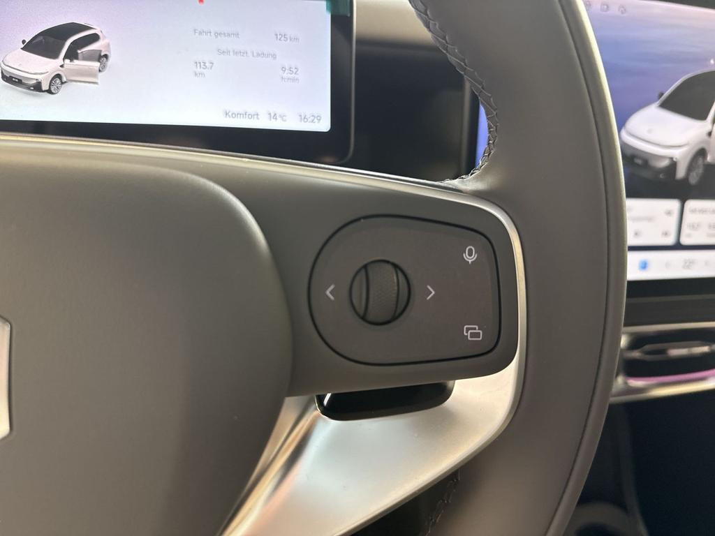 Leapmotor B10