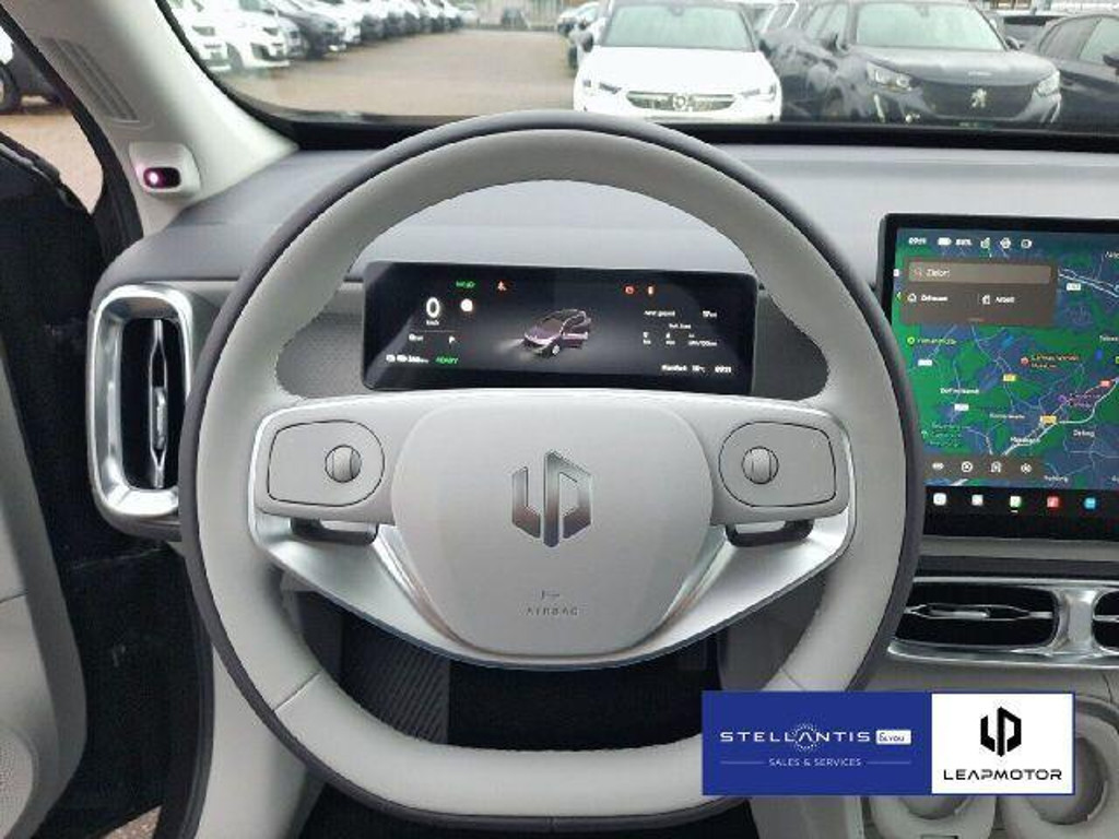 Leapmotor B10
