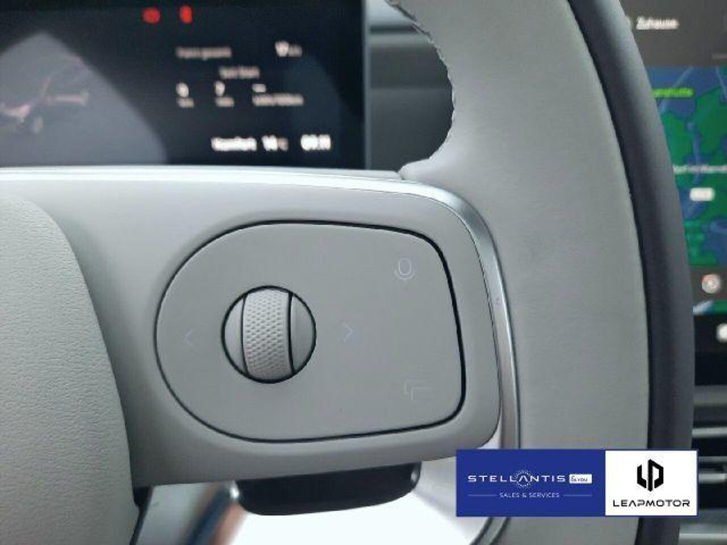Leapmotor B10