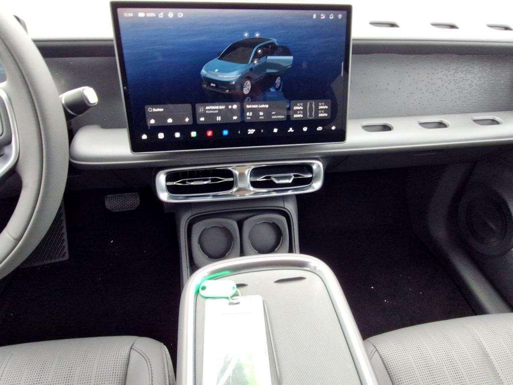 Leapmotor B10
