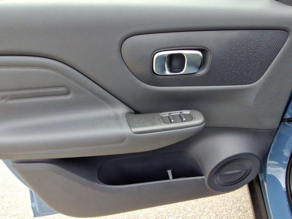 Leapmotor B10