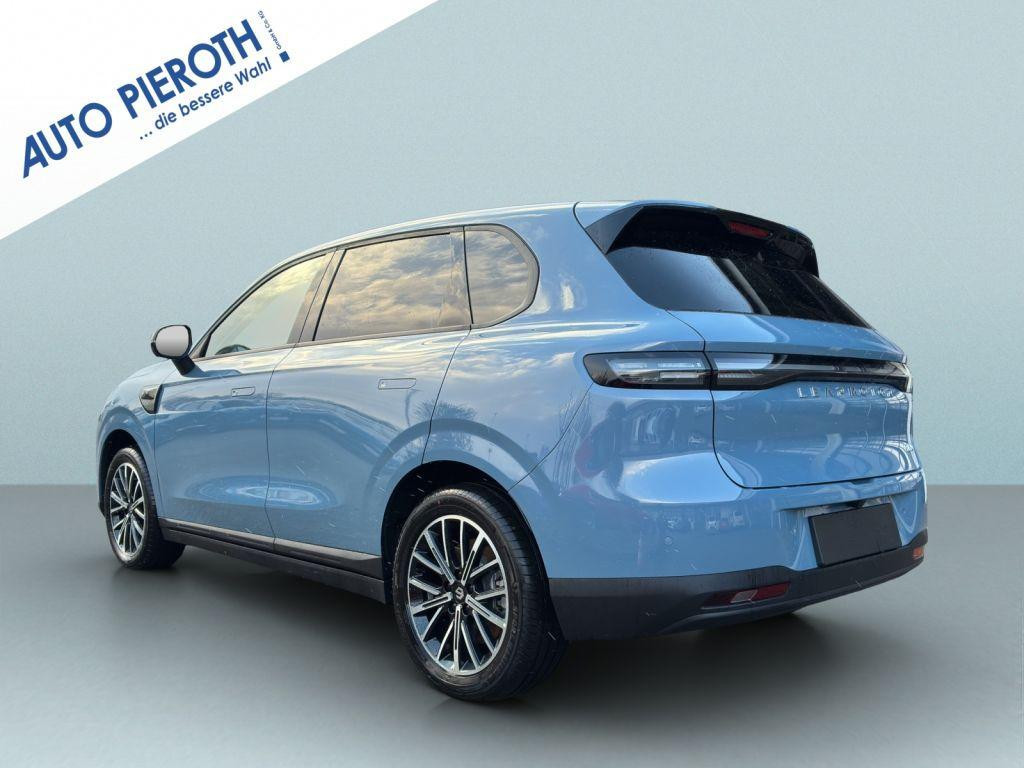 Leapmotor B10