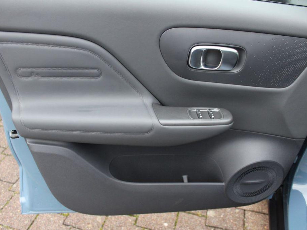 Leapmotor B10