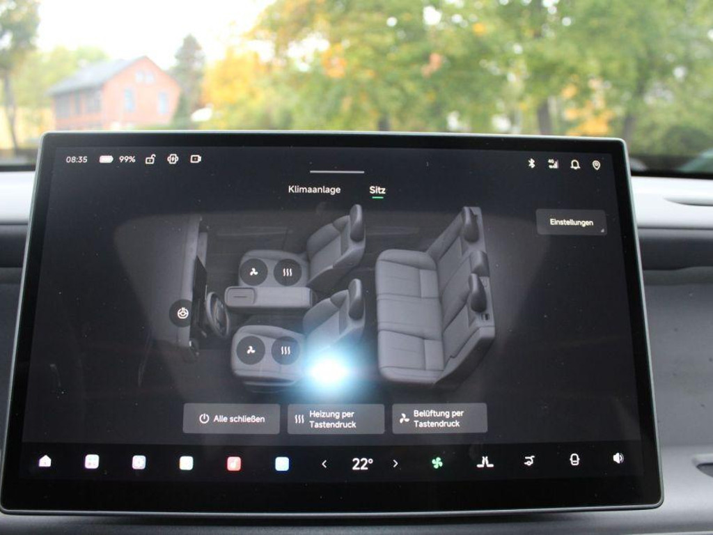 Leapmotor B10