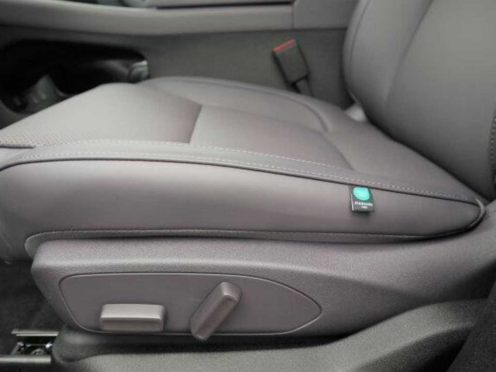 Leapmotor C10
