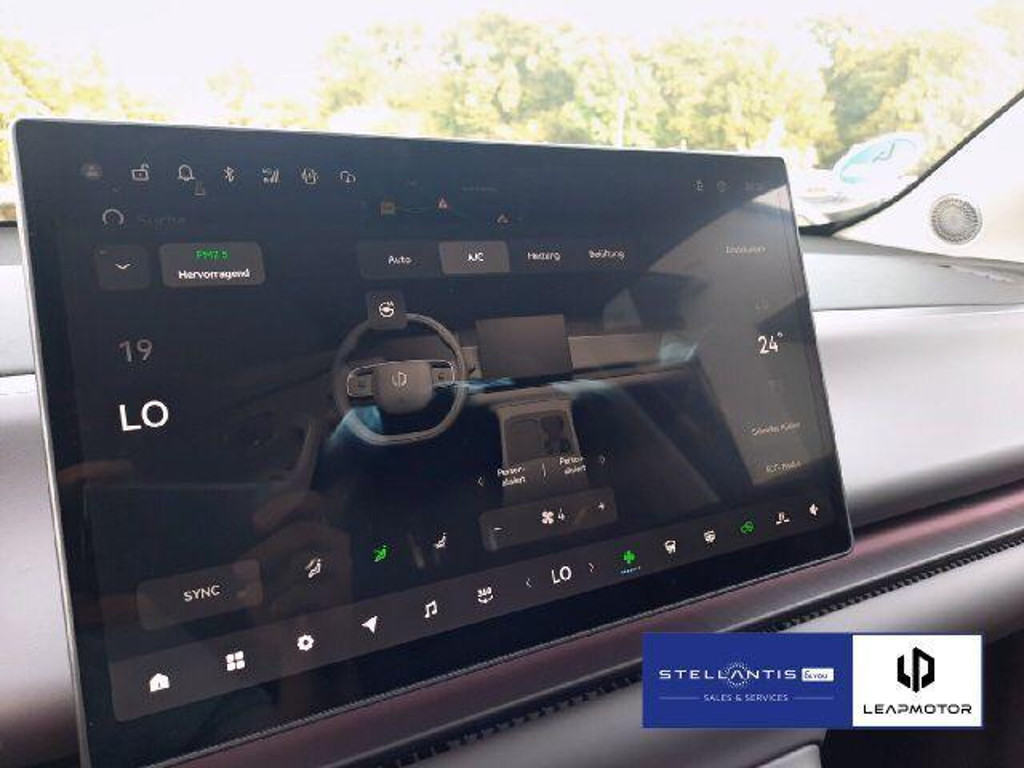 Leapmotor C10