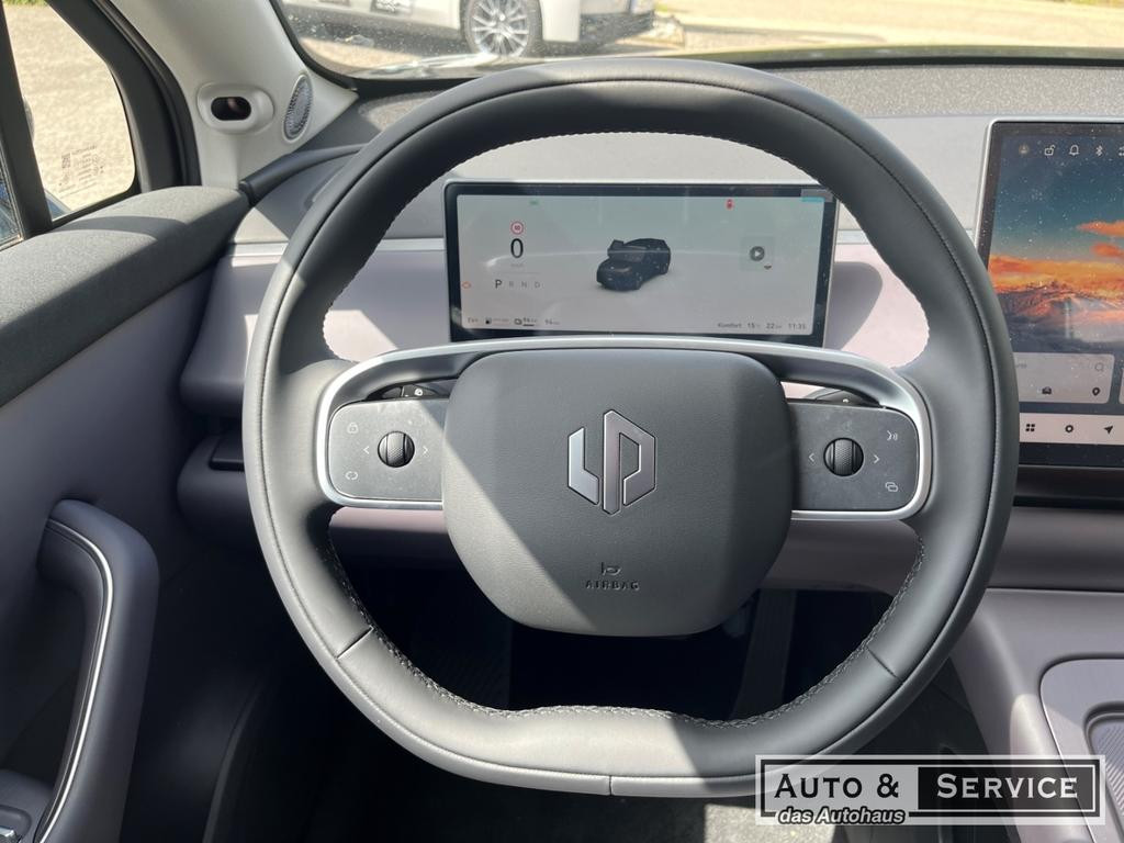 Leapmotor C10