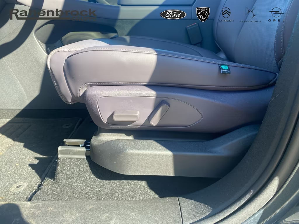 Leapmotor C10