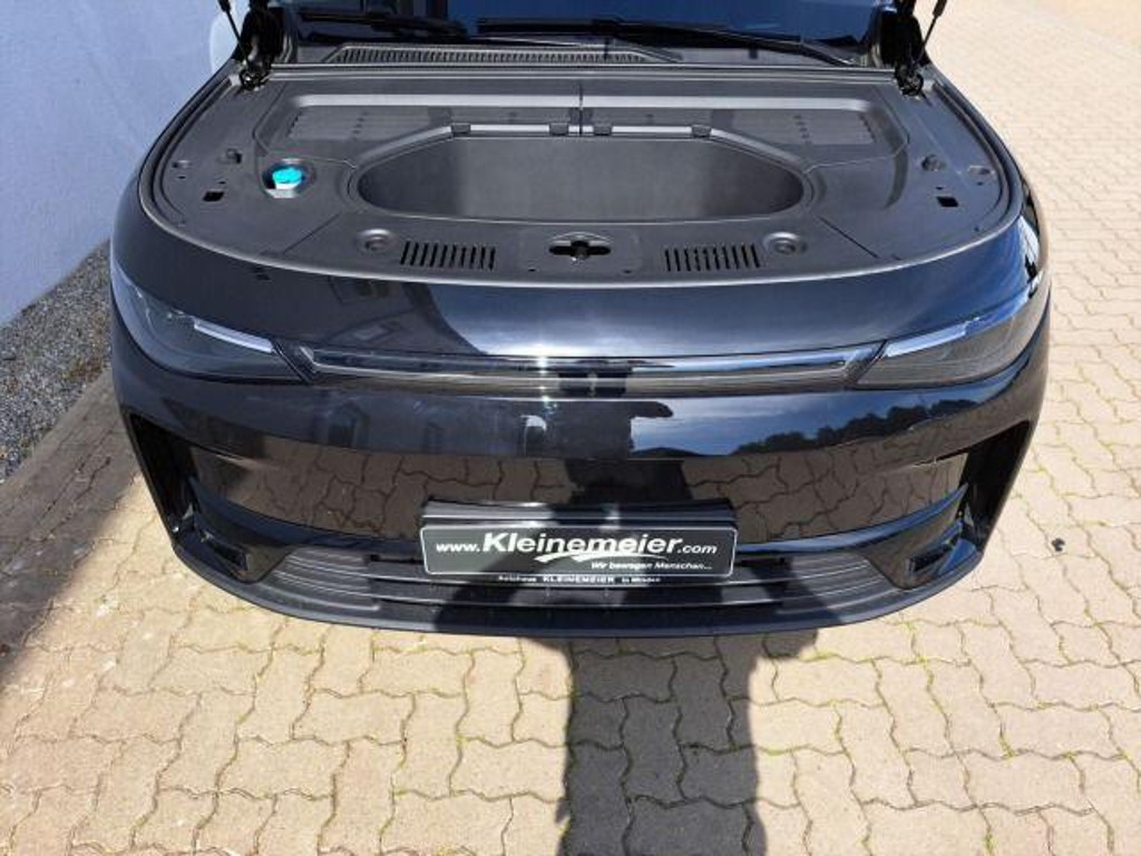 Leapmotor C10