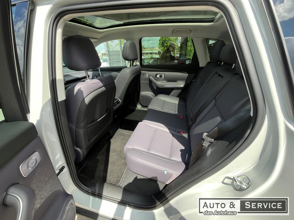 Leapmotor C10