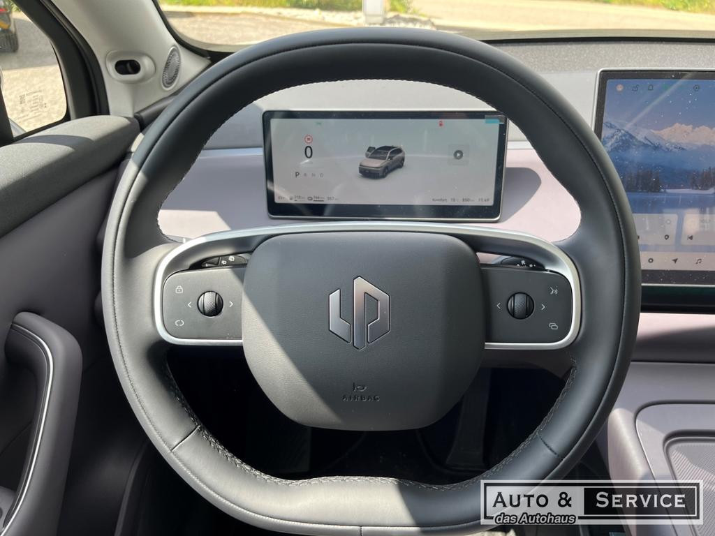 Leapmotor C10