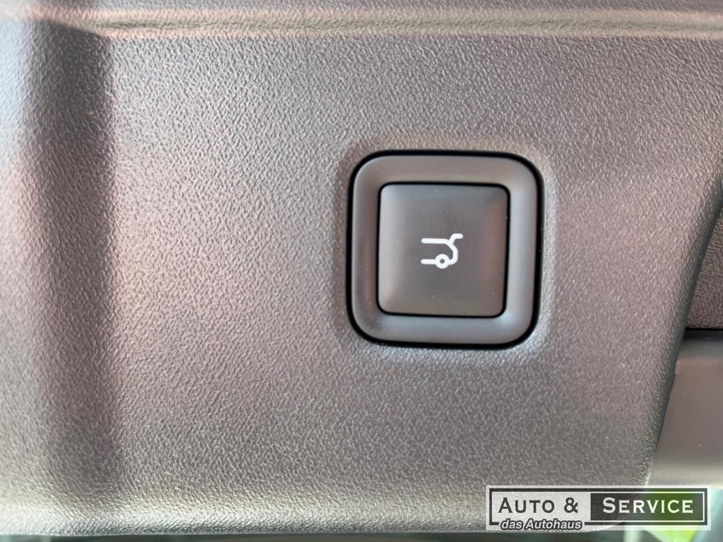Leapmotor C10