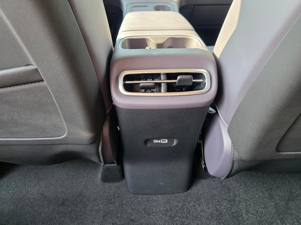 Leapmotor C10