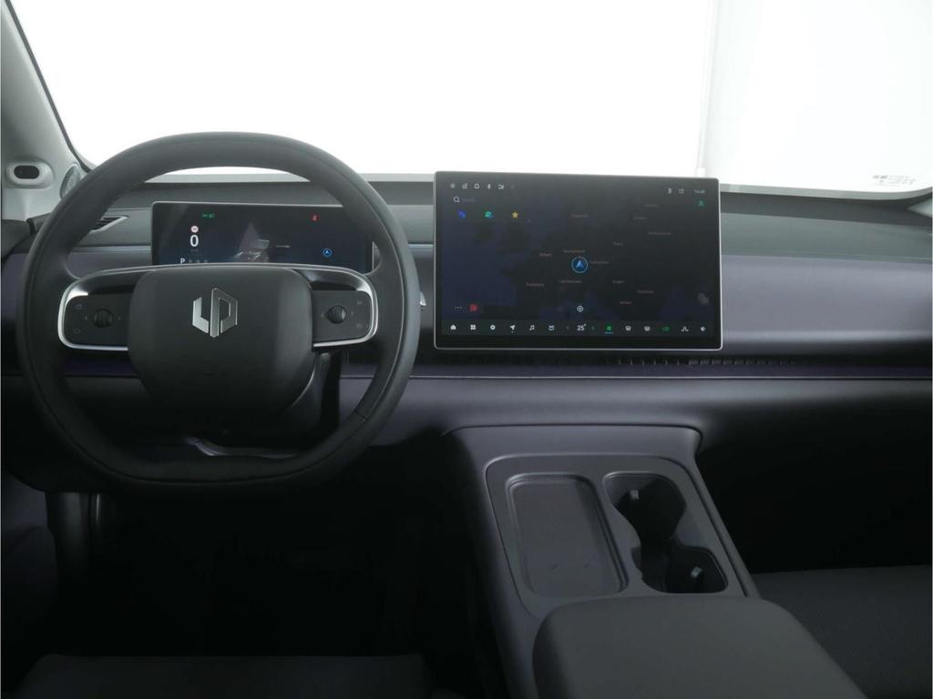 Leapmotor C10