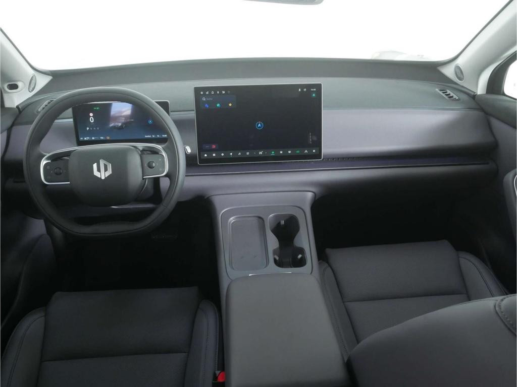 Leapmotor C10