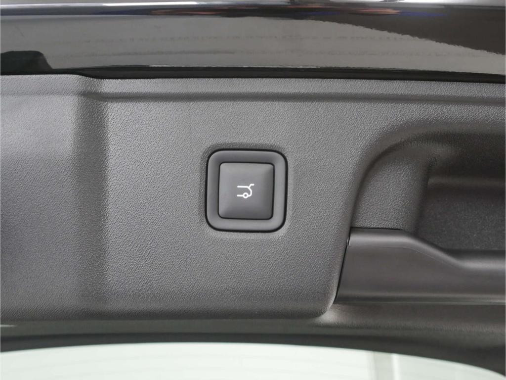 Leapmotor C10