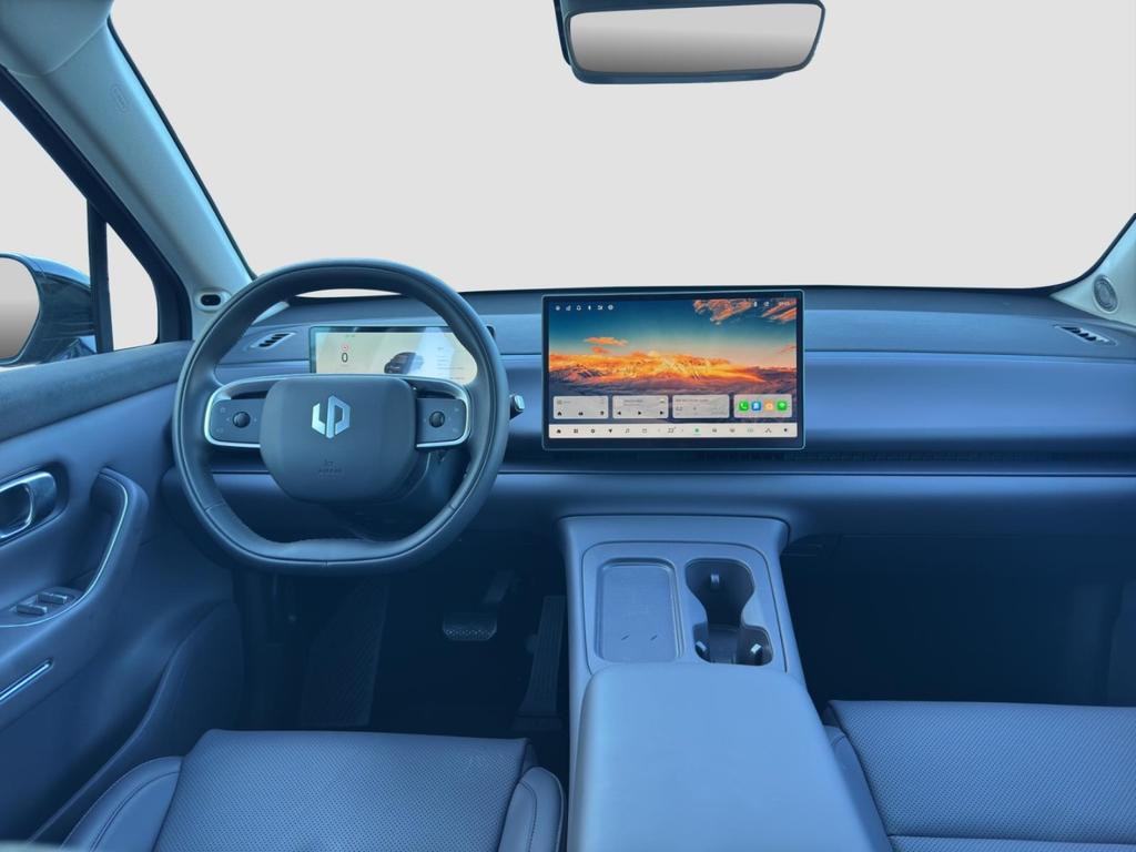 Leapmotor C10