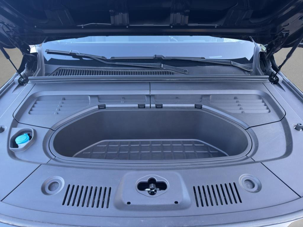 Leapmotor C10