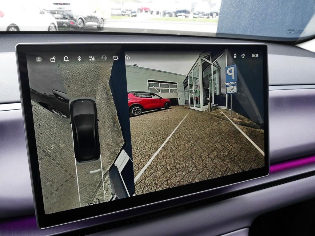Leapmotor C10