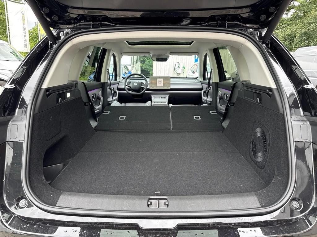 Leapmotor C10