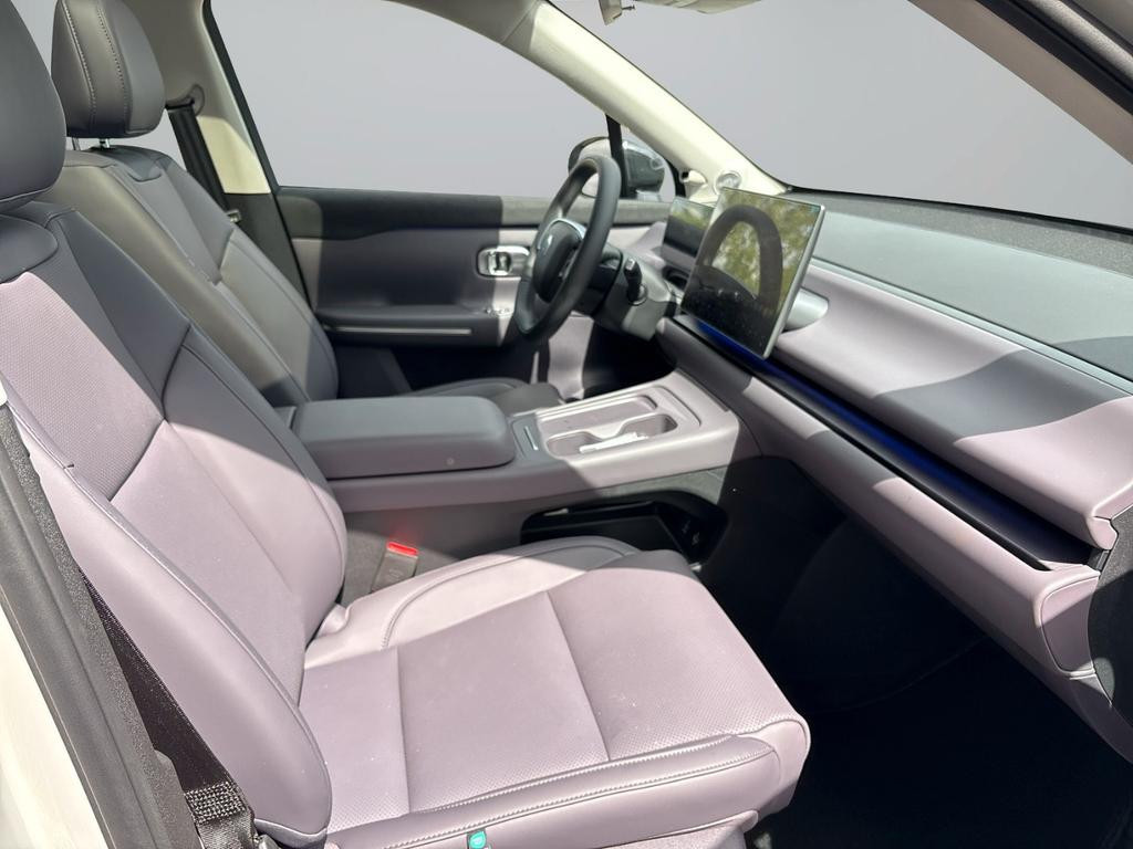 Leapmotor C10