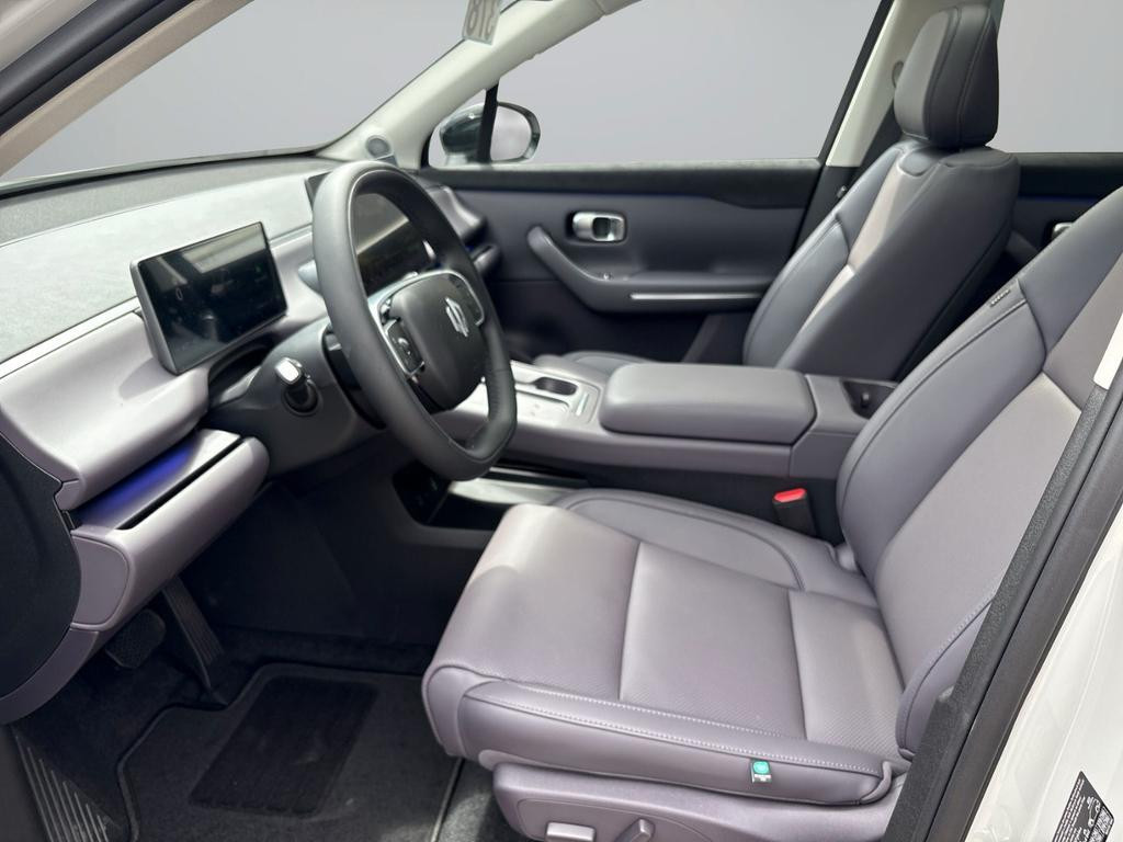 Leapmotor C10