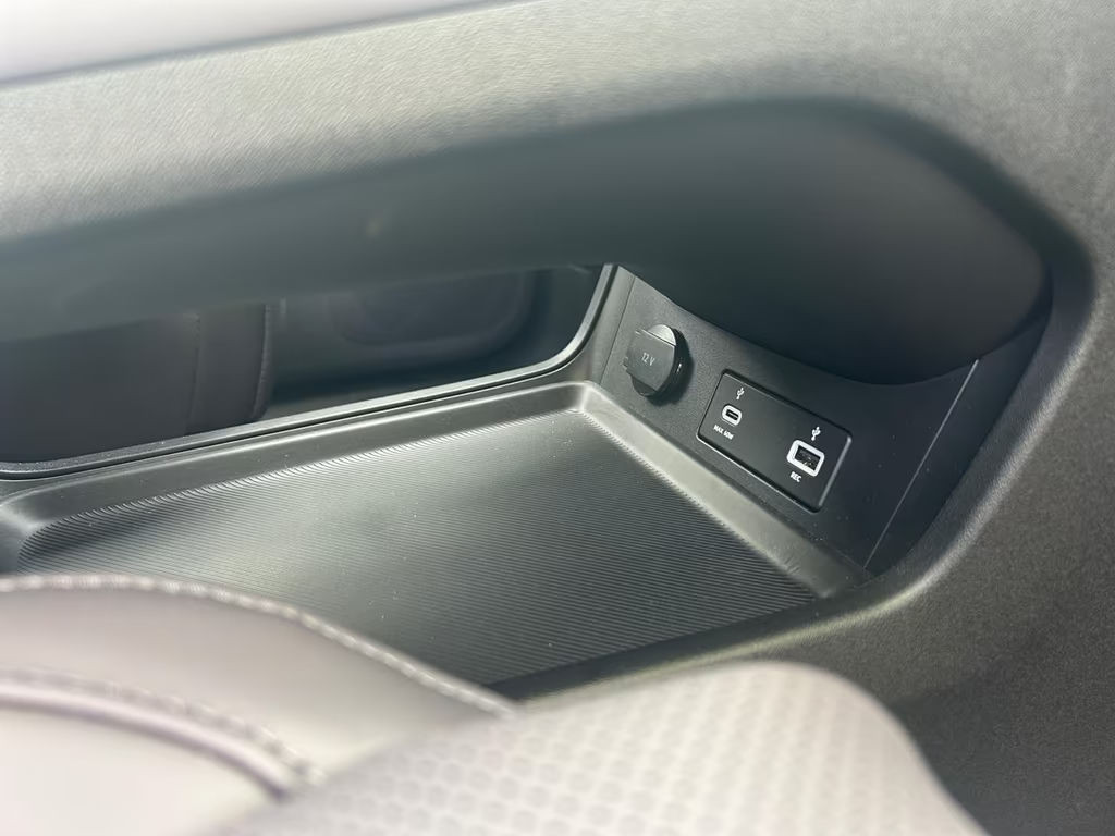 Leapmotor C10