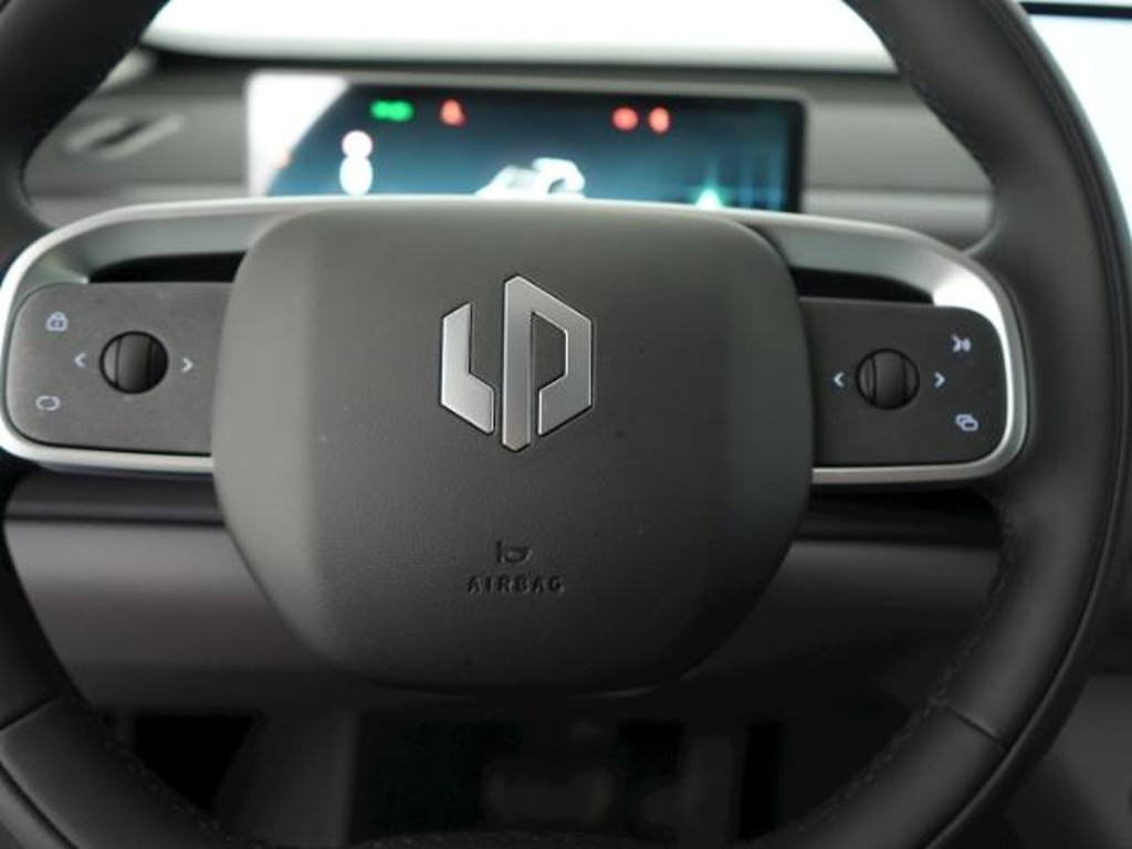 Leapmotor C10