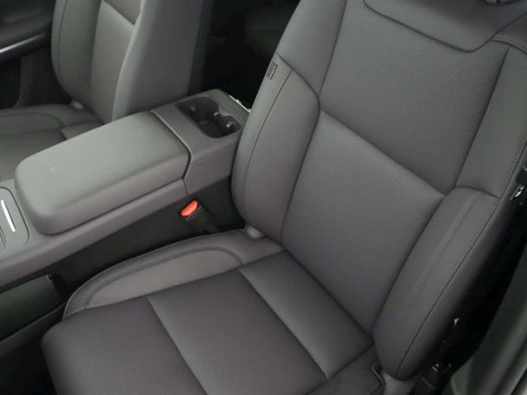 Leapmotor C10