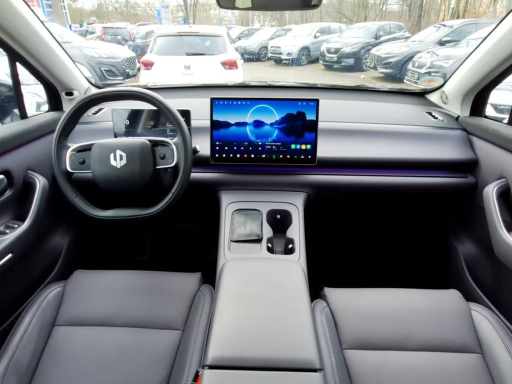 Leapmotor C10