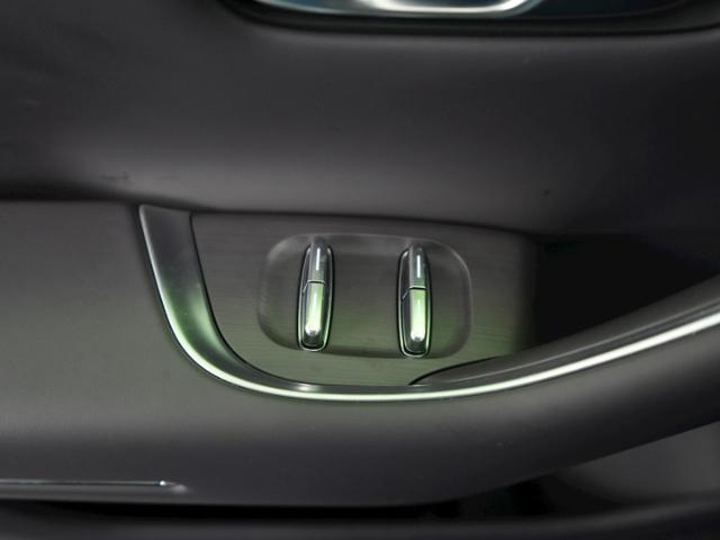 Leapmotor C10