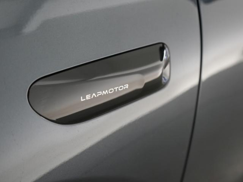 Leapmotor C10