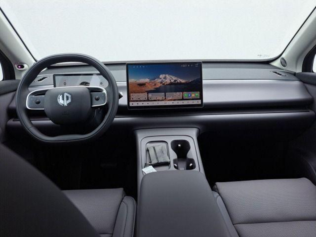 Leapmotor C10